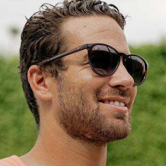 Sunglasses with Purple Frames and Polarized Smoke Gradient Lenses, Model