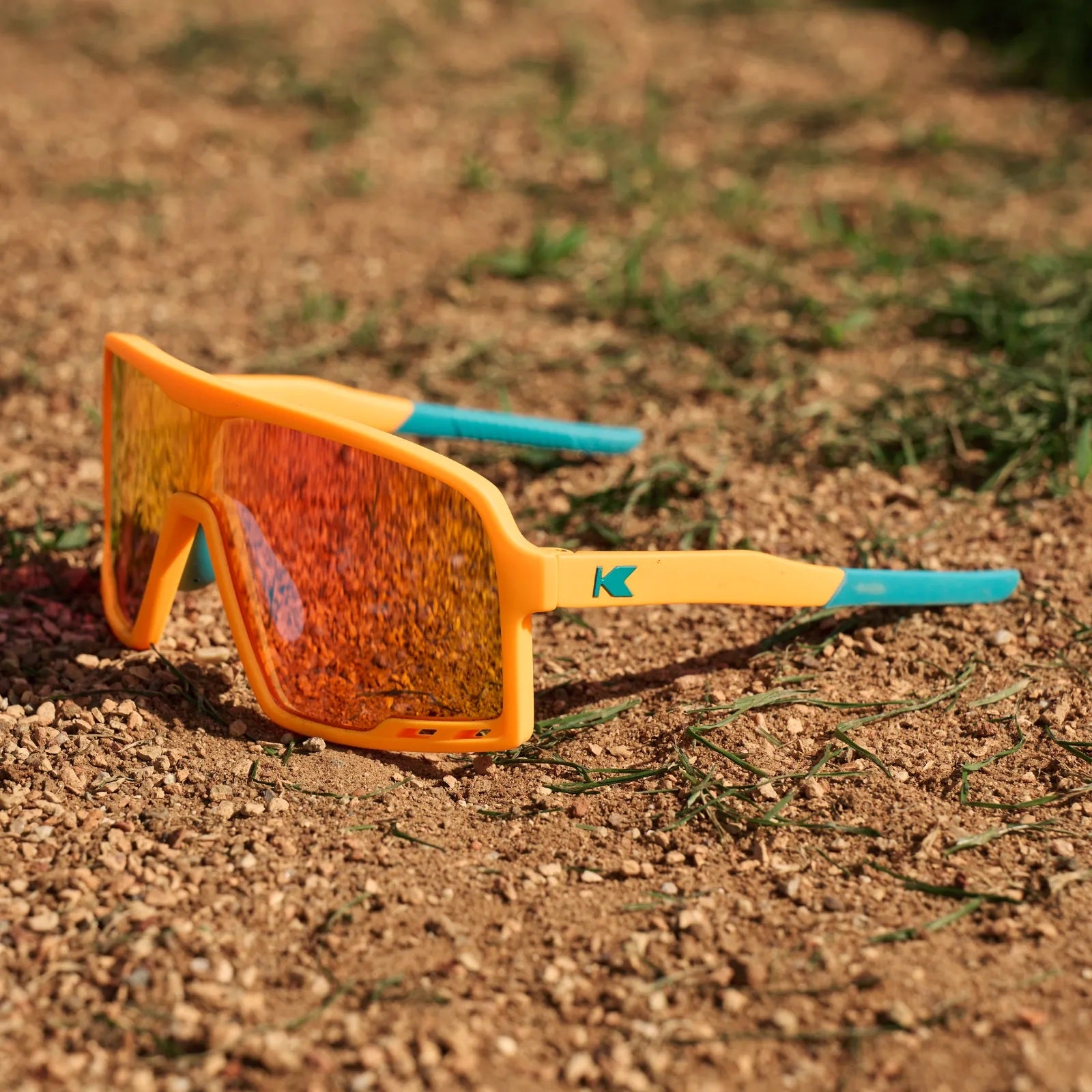 Lifestyle photo of Hot Streak Kids Campeones Sunglasses