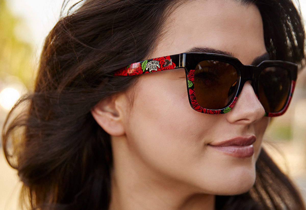 Knockaround Grateful Dead Roses Sunglasses, Model